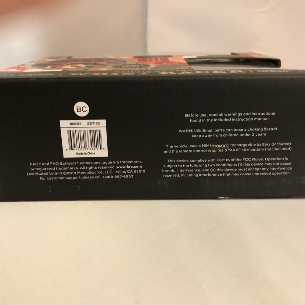 Remote Control Wrist Racer - Picture 3 of 7